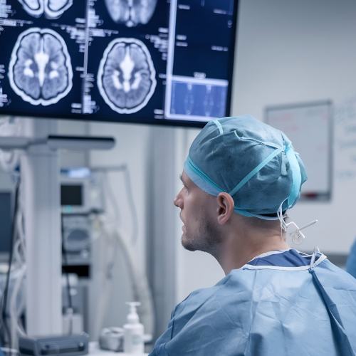 Neurocirujano especialista en CDMX